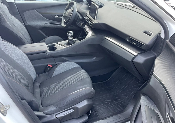 Peugeot 5008 cena 59900 przebieg: 217450, rok produkcji 2018 z Biała małe 667